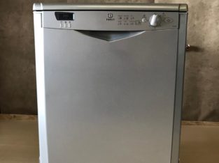 Indesit Dishwasher, Full sized