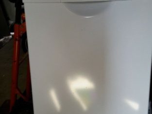 only 2 years old perfect condition, bosh slimline dishwasher