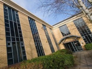Modern Serviced Office to rent