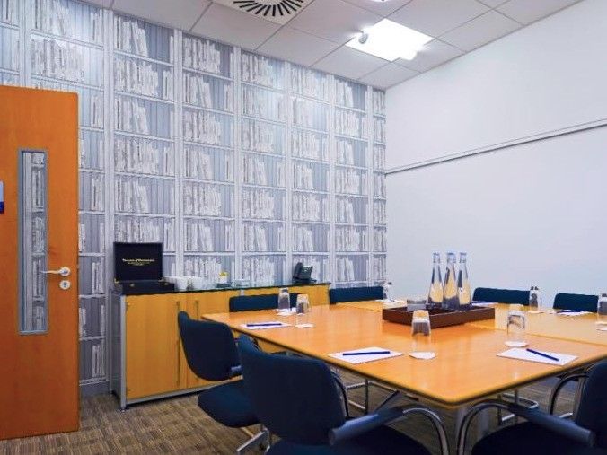 Modern flexible serviced office space in Bristol City Centre – NEW