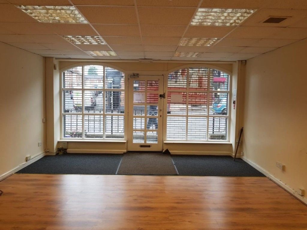 Nice Shop to let