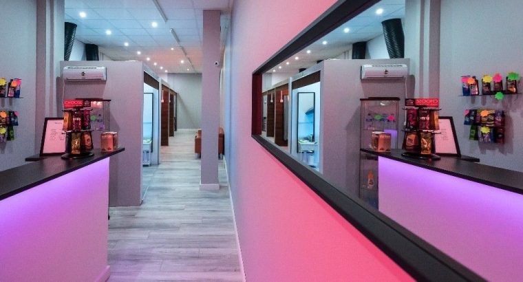 Shop to rent or may sell business in Birmingham