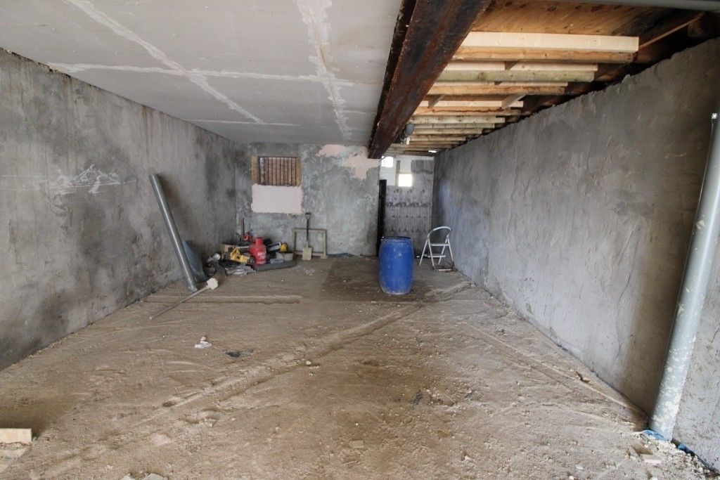 Most Prime Location Commercial Unit to Rent