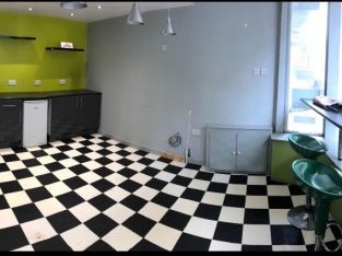 £85pw Shop To Let