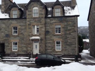 first floor 1 bed flat for sale – may consider renting
