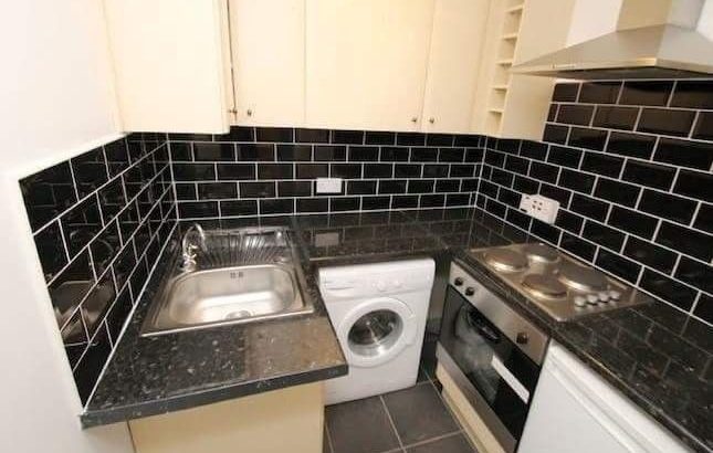 Easy access of city centre 1 bedroom flat for sale