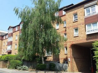 Еextremely convenient location Independent Living Retirement Flat for Sale