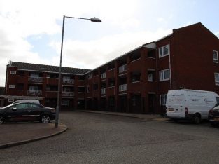 FIRST FLOOR 1 BEDROOM PURPOSE BUILT FLAT – INVESTORS ONLY