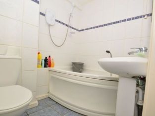 For Sale 2 Bedroom Ground Floor Flat