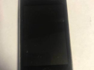 8GB Apple iPod 3rd Gen With Charger And Earphones
