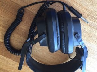 Currys HP330 Retro 90’s headphones