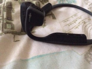 ALMOST NEW / BARELY USED – AFTERSHOKZ TITANIUM HEADPHONES