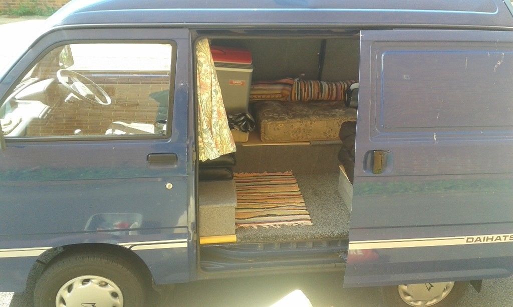 Low miles Hijet camper 1.3 petrol low miles full mot lez compliant