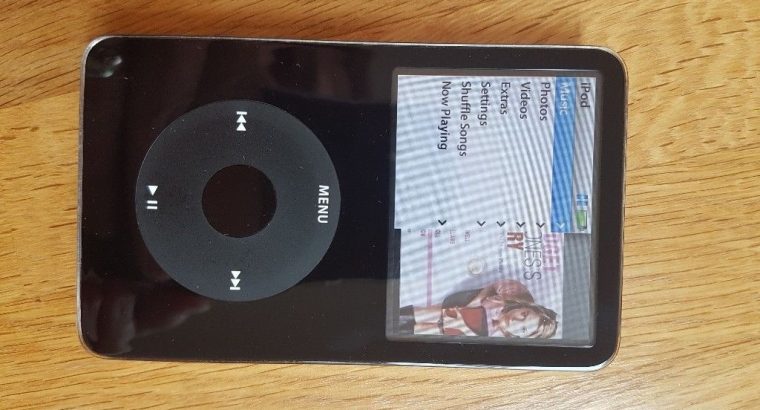 5th Generation Apple iPod, 80GB, Black, Excellent condition, with case