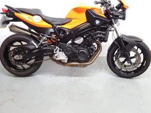 VERY CLEAN CONDITION BMW F800-R