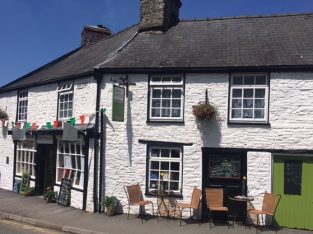 EXCITING OPPORTUNITY Complete Change Of Lifestyle Cafe/ Restaurant For Sale