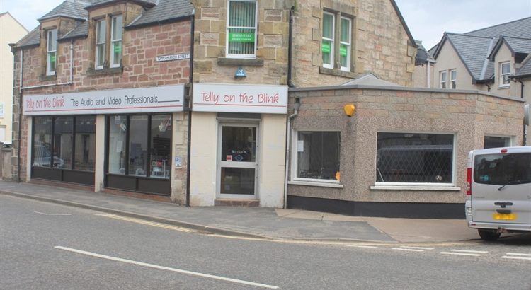 For Sale Spacious Retail Unit