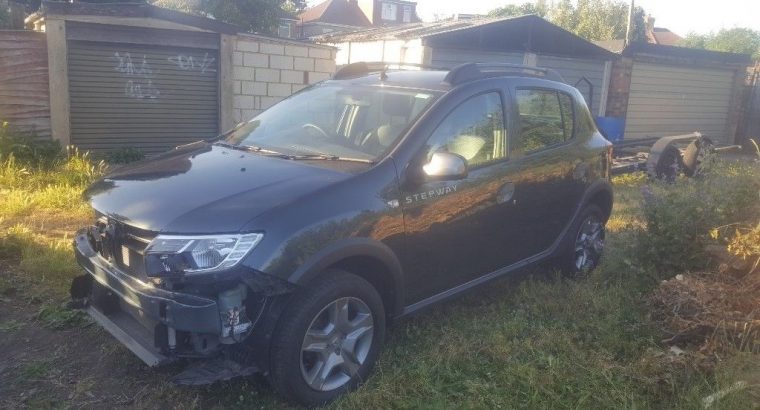FACELIFT MODEL 2017 DACIA SANDERO STEPWAY LAUREATE 1.5 DCI S/S