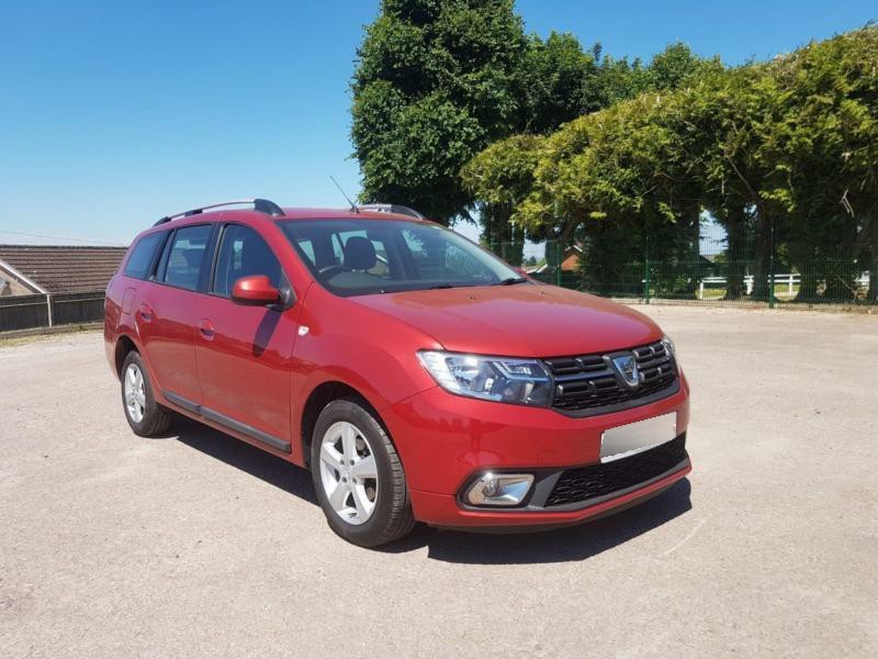 Diesel Manual with Navigation – Dacia Logan MCV 1.5dCi Laureate