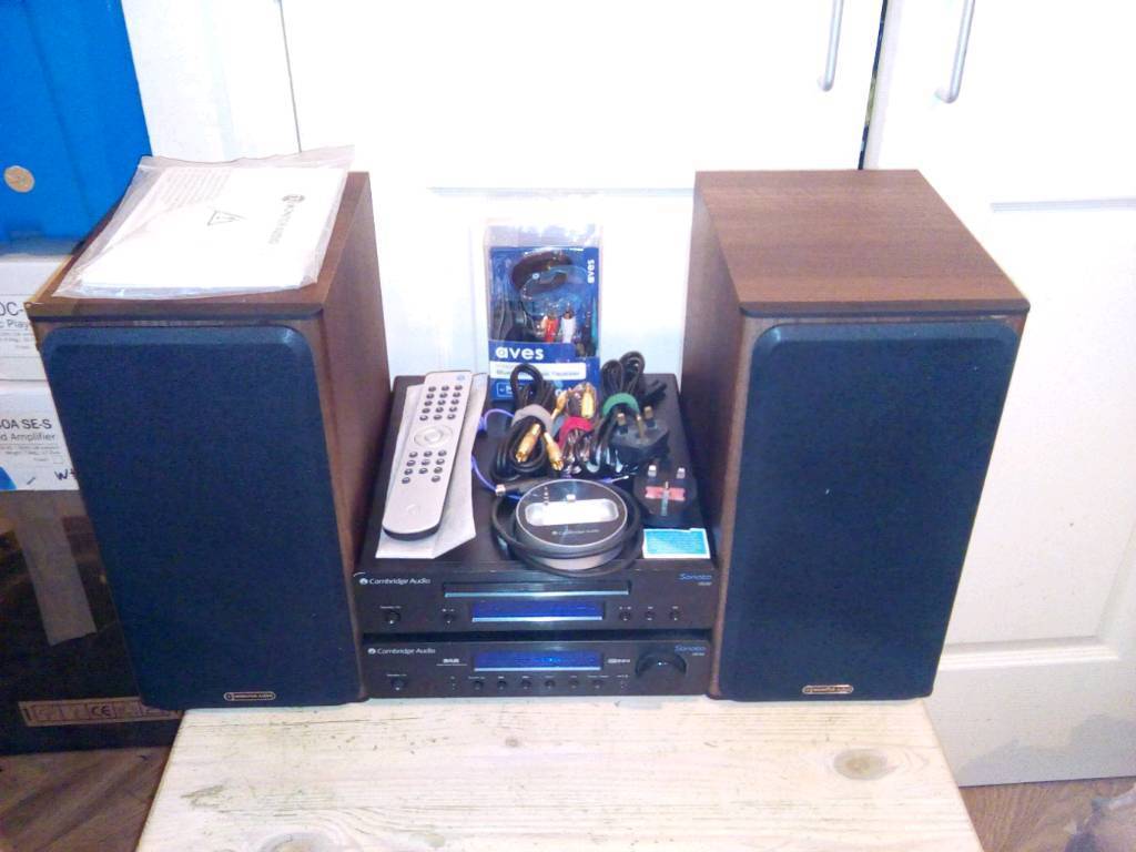 Monitor Audio speakers and Cambridge amplifier