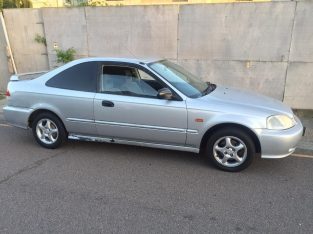Honda Civic 2000 Automatic cold AC drives perfect mot n taxed