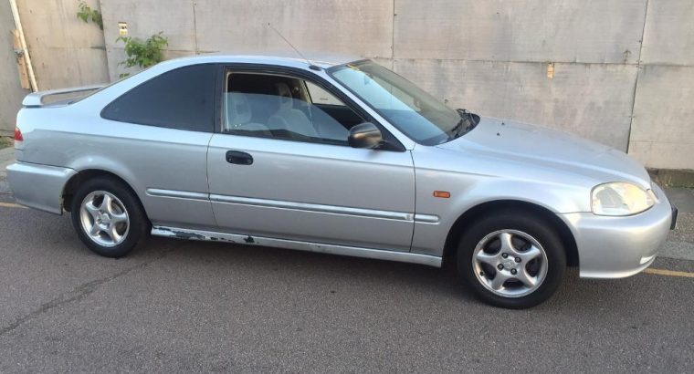 Honda Civic 2000 Automatic cold AC drives perfect mot n taxed