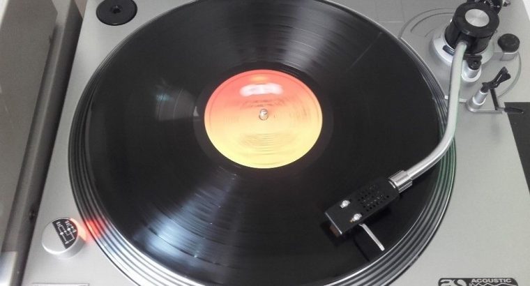 Turntable SP-131 – ACOUSTIC SOLUTIO