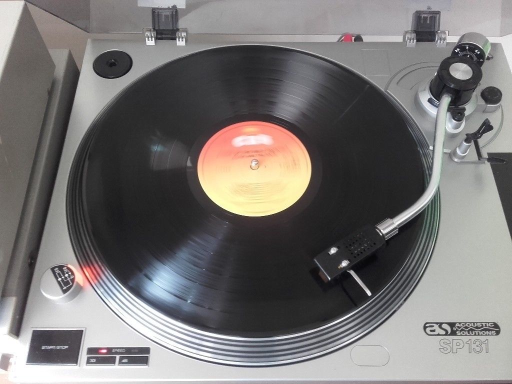 Turntable SP-131 – ACOUSTIC SOLUTIO