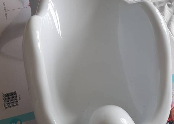Like New Baby bath seat