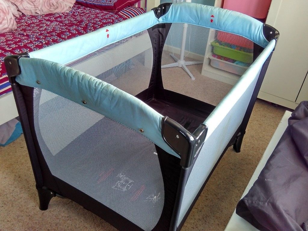 Travel cot, Mothercare