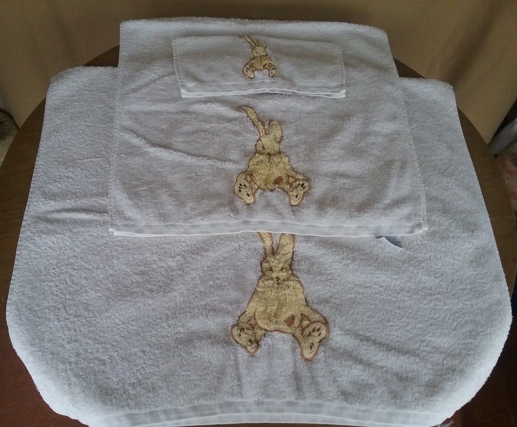3 Towel Set – Children’s Christy Hare