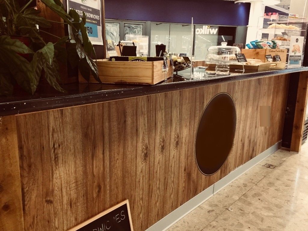 Coffee Shop Kiosk -Price reduced due to time wasters