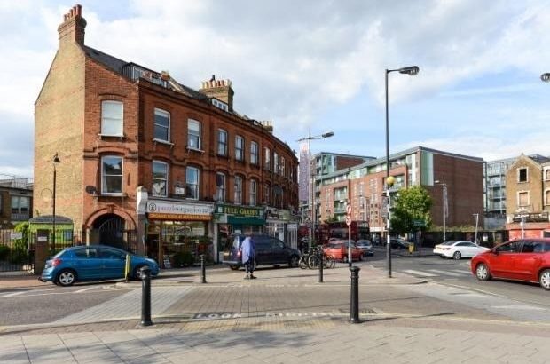 IN BUSY RYE LANE PECKHAM FREEHOLD SHOP FOR SALE