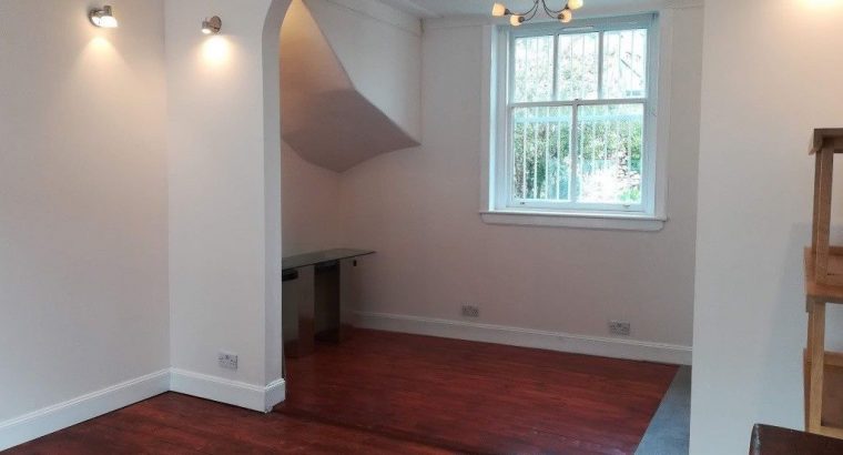 Rarely available retail/office space