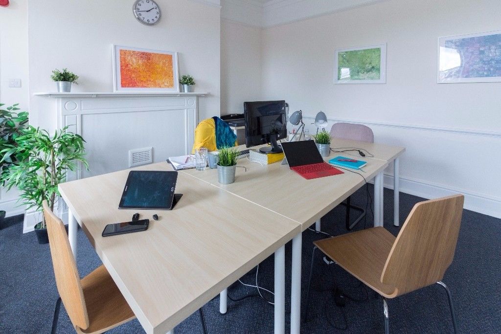 Shared/ Coworking Affordable office space in Rickmansworth – desks from £66 p/m + VAT