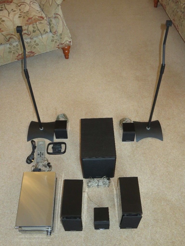 DVD player and 5.1 Surround Sound with 2 speaker stands, Panasonic SC-DT300