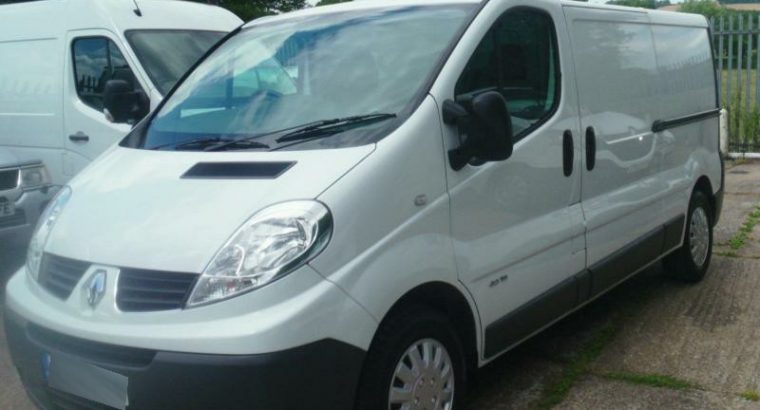 DIESEL MANUAL 2014/14 Renault Trafic LWB 115ps