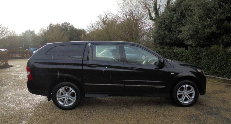 Black Ssangyong Korando Sports Ext 2013