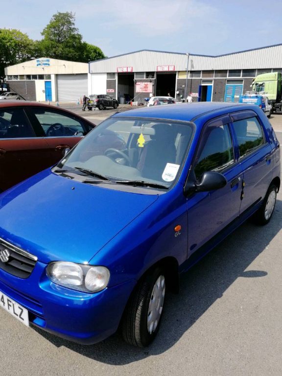 Blue 2004 Suzuki alto 1.0