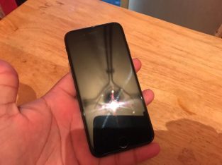 Matt black boxed Iphone 7 – 32gb – unlocked