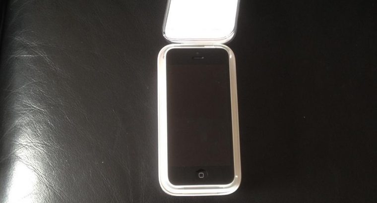 GOOD CONDITION APPLE IPHONE 5C