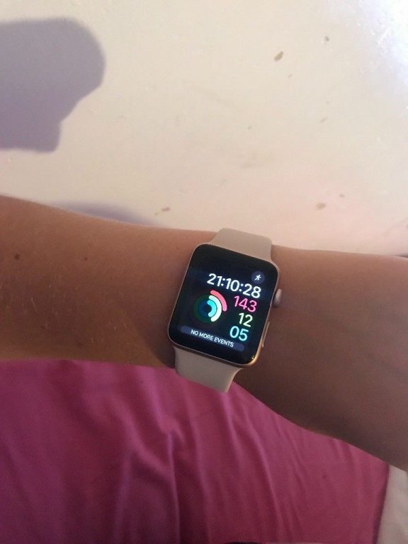 Apple Watch Series 3 rose gold – Brand new worn once