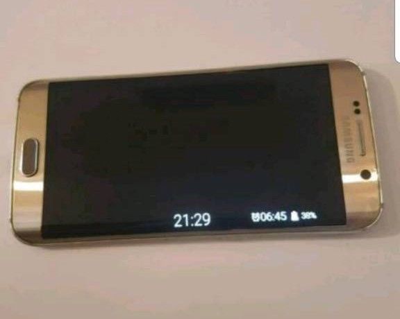 UNLOCKED Samsung 64GB S6 Edge