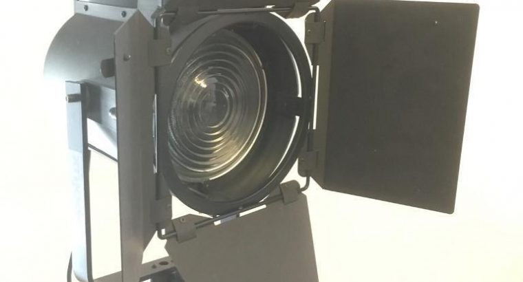 For sale Lupolight Fresnel 800 spotlight