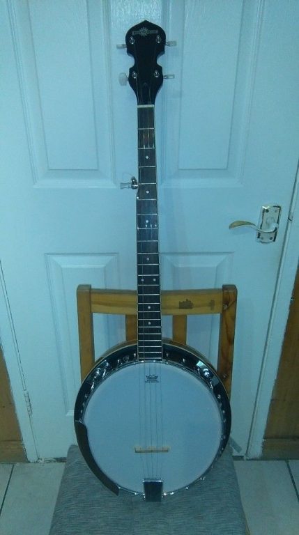 New condition 5 String Banjo by Gear4music