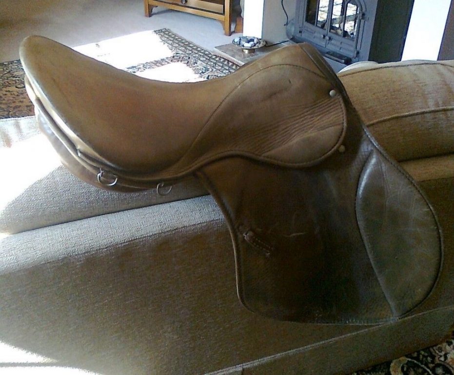 FOR SALE STUBBEN JUMPING SADDLE 18" MEDIUM/NARROW Quick Market