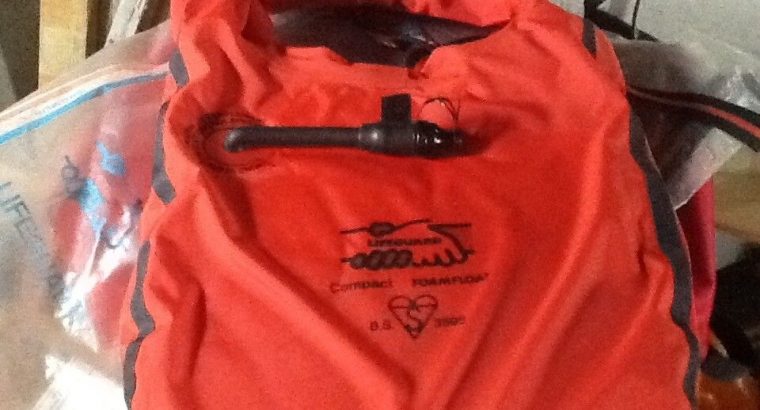 Quick sale Life jacket good condition