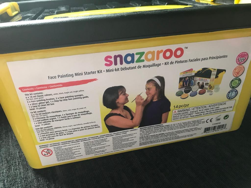Brand new Face painting kit Snazaroo
