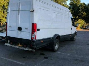 iveco daily 2004 2.8 for export or parts