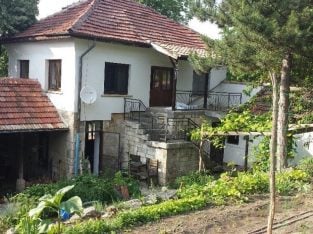 Bulgaria Fully renovated house for sale with workshop